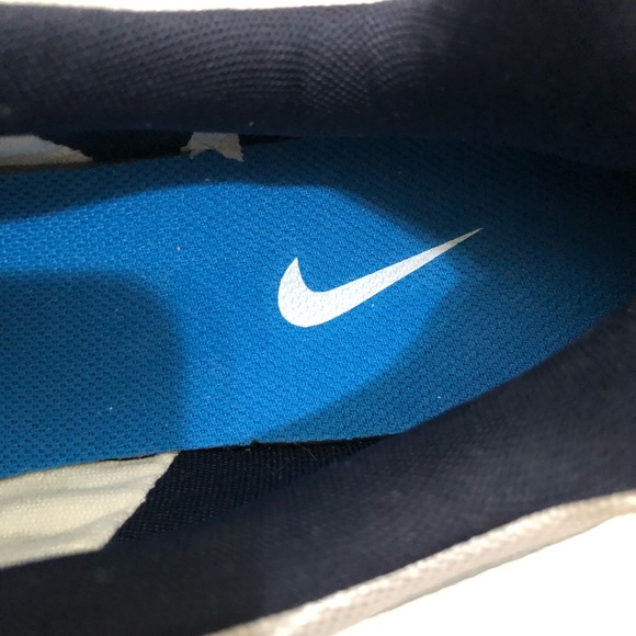 NIKE iniator Marathon running shoes/sneakers - Picture 6 of 8